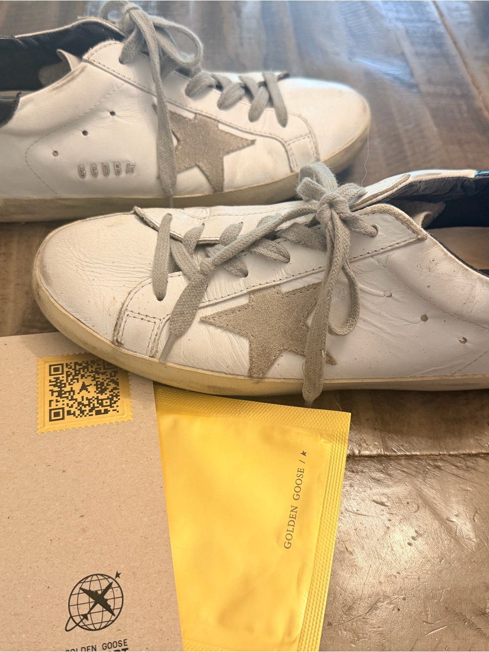 Golden Goose women’s  White Leather Sneakers with Gray Star and Laces 39